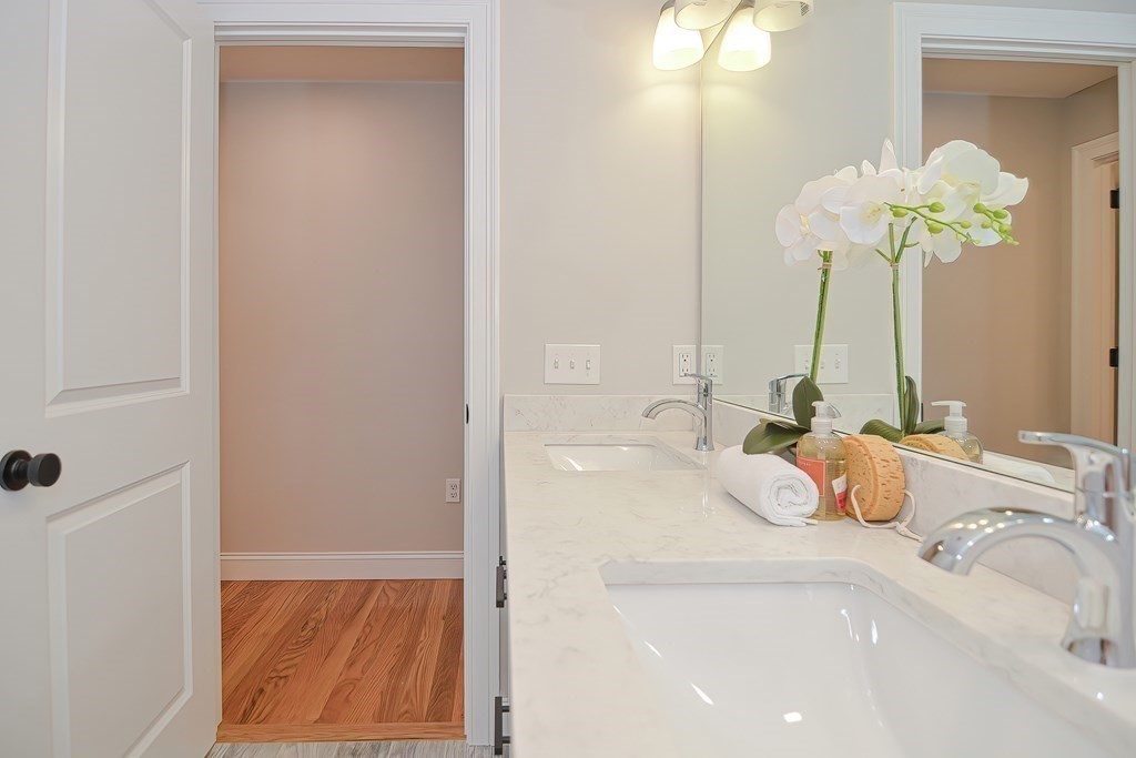 11 Old Lane Road Springfield, MA 01129 - Photo 26 of 40