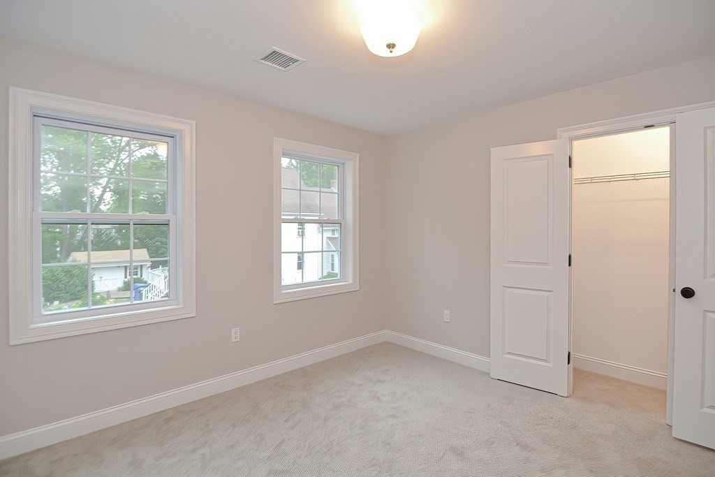 11 Old Lane Road Springfield, MA 01129 - Photo 28 of 40