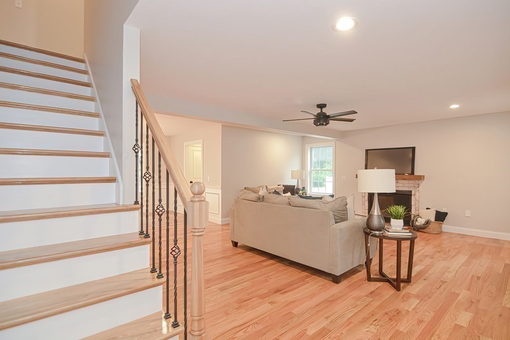 11 Old Lane Road Springfield, MA 01129 - Photo 7 of 40