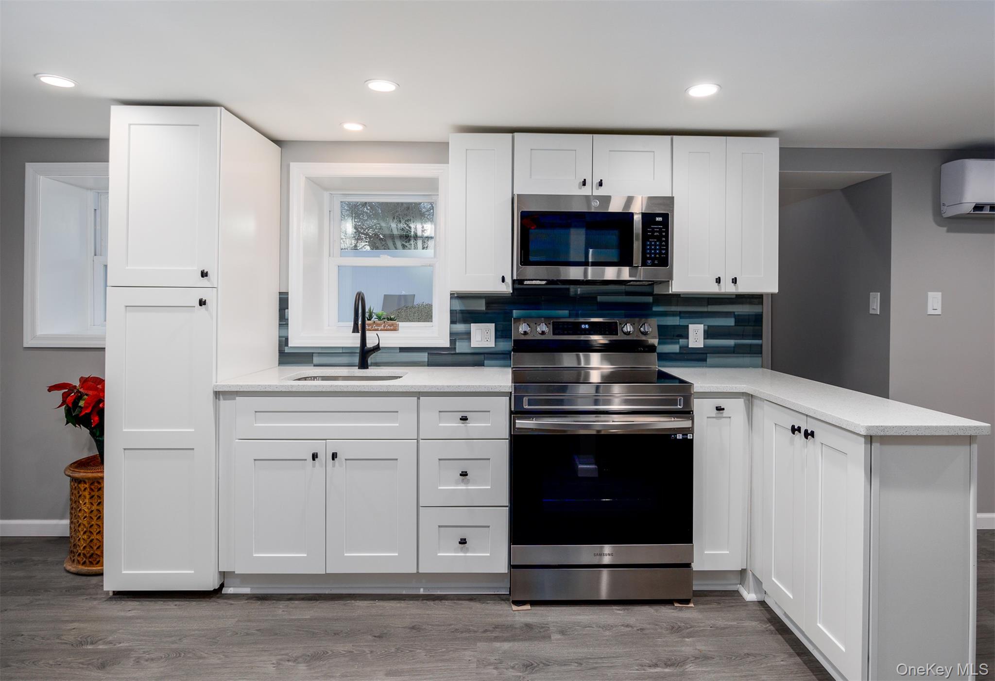 108 Ralph Avenue, Unit LOWR Babylon, NY 11702 - Photo 6 of 16