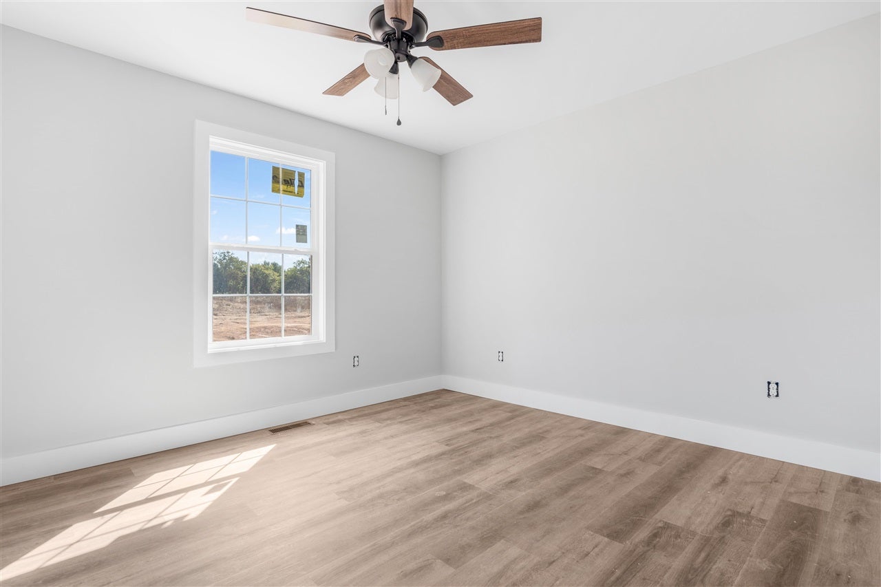 1210 Montgomery Road Auburn, KY 42206 - Photo 17 of 49 Gallery Image 17