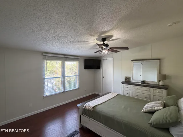 $335,000 | 179 Moonview Drive, La Follette, TN 37766