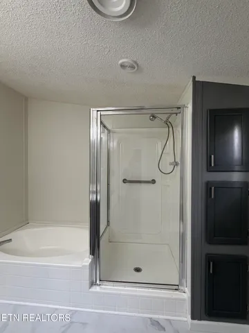 $335,000 | 179 Moonview Drive, La Follette, TN 37766