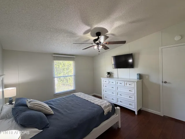 $335,000 | 179 Moonview Drive, La Follette, TN 37766