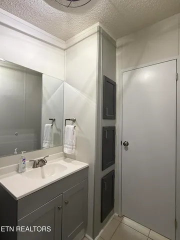 $335,000 | 179 Moonview Drive, La Follette, TN 37766