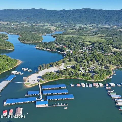 $335,000 | 179 Moonview Drive, La Follette, TN 37766