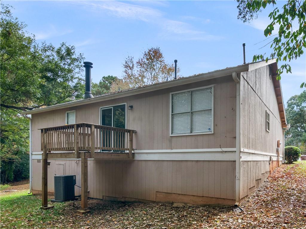 1540 Foxhall Lane Atlanta, GA 30316 - Photo 24 of 25 a view of a house with a balcony