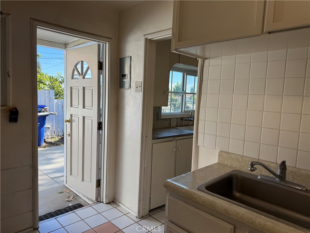 9255 Rio Dell Street Rosemead, CA 91770 - Photo 13 of 16