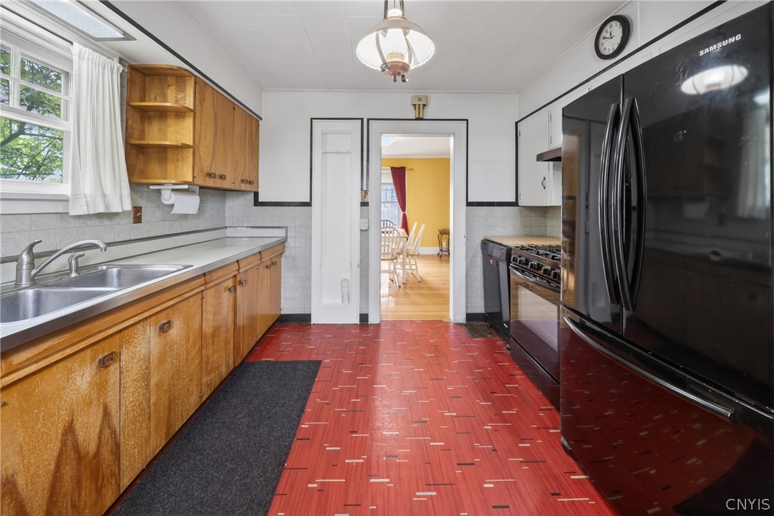 521 Kensington Road Syracuse, NY 13210 - Photo 12 of 26