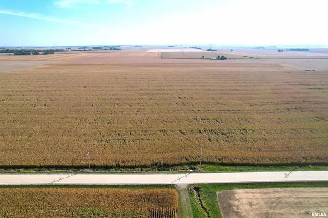 700th St Mount, Mount Pulaski, IL 62548