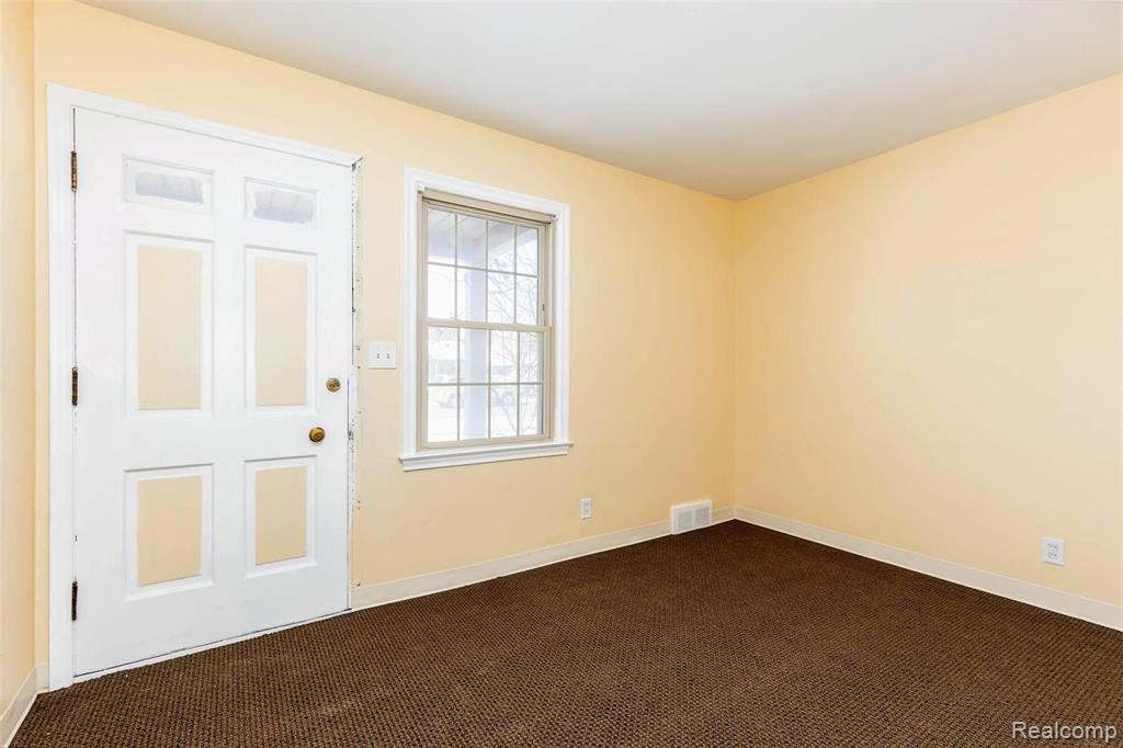 1442 Devonshire Road Grosse Pointe Park, MI 48230 - Photo 28 of 48