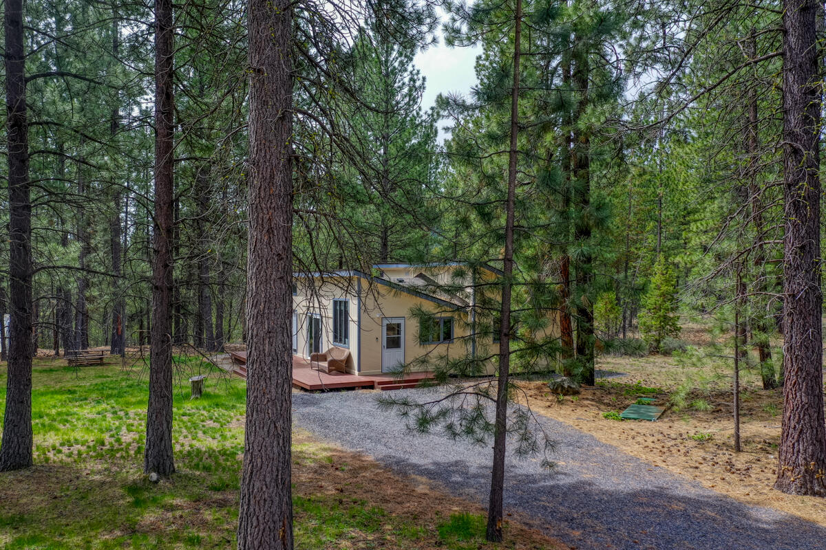 16811 Covina Road Bend, OR 97707 - Photo 24 of 32 DJI_0264