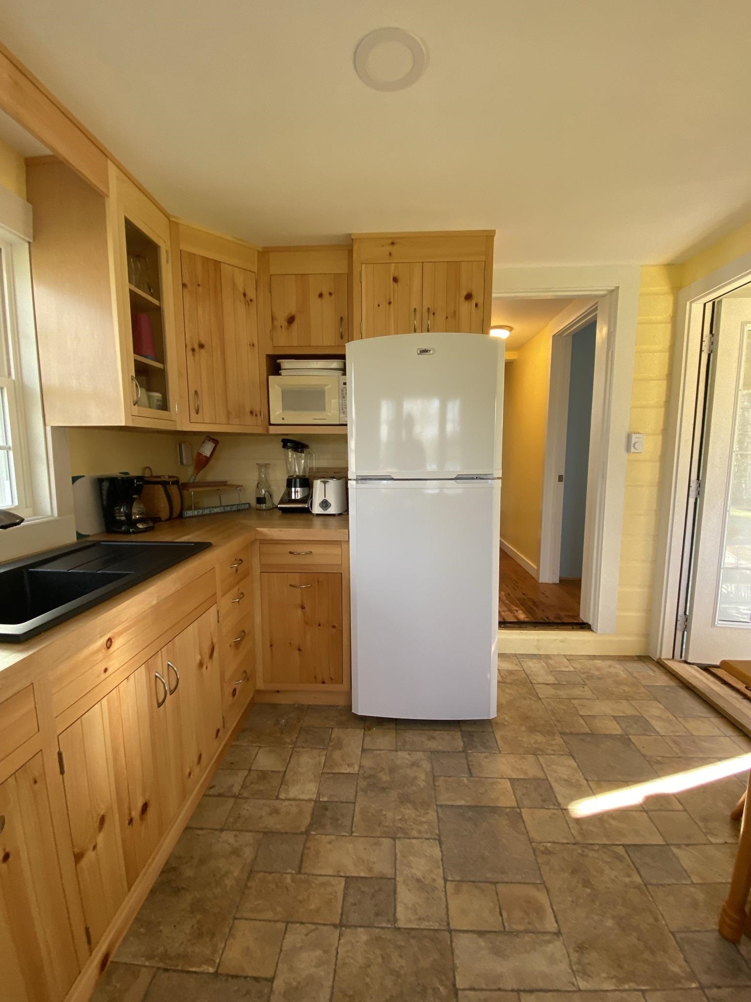 235 Lancaster Road, Unit 7 Whitefield, NH 03598 - Photo 14 of 33