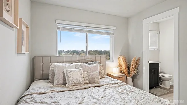 $695,000 | 1621 Seattle Hill Road, Unit HH2, Bothell, WA 98012