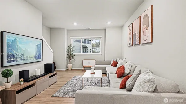 $665,000 | 1621 Seattle Hill Road, Unit HH2, Bothell, WA 98012