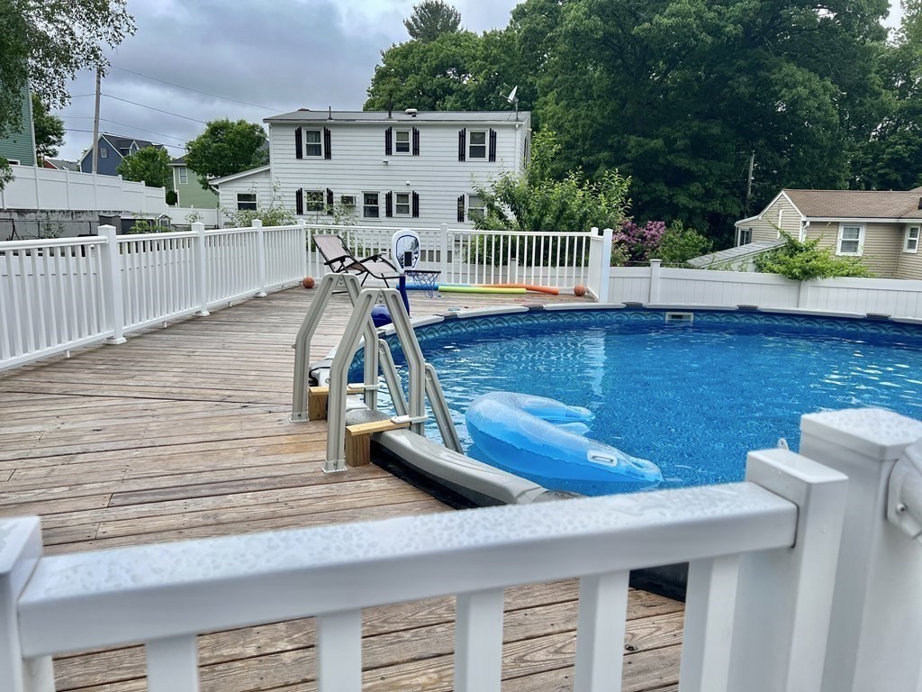 93 Hobson Street Saugus, MA 01906 - Photo 11 of 25