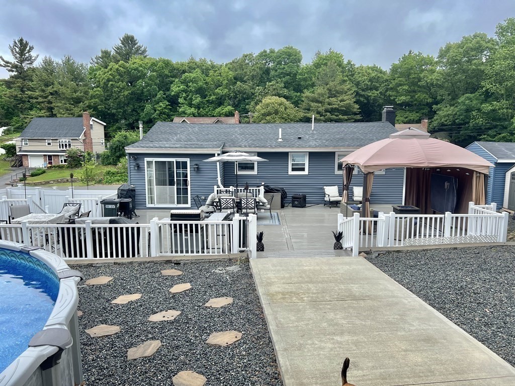 93 Hobson Street Saugus, MA 01906 - Photo 4 of 25