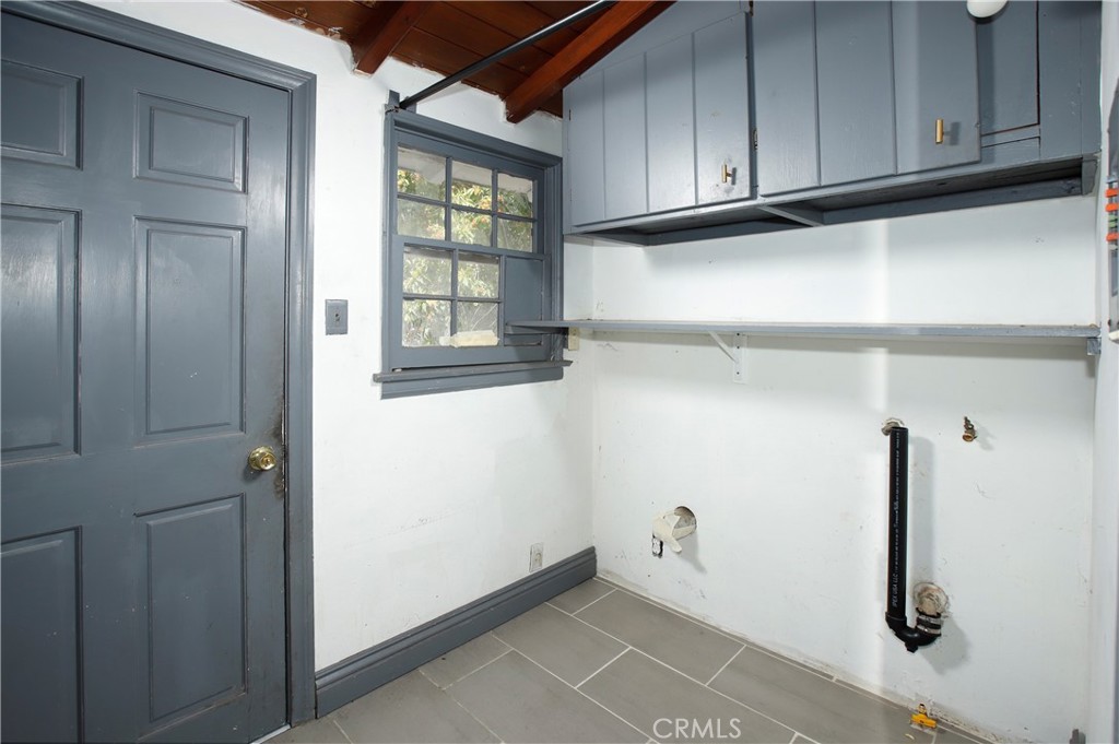 7339 Baird Avenue Reseda, CA 91335 - Photo 9 of 22 a view of a storage & utility room with closet