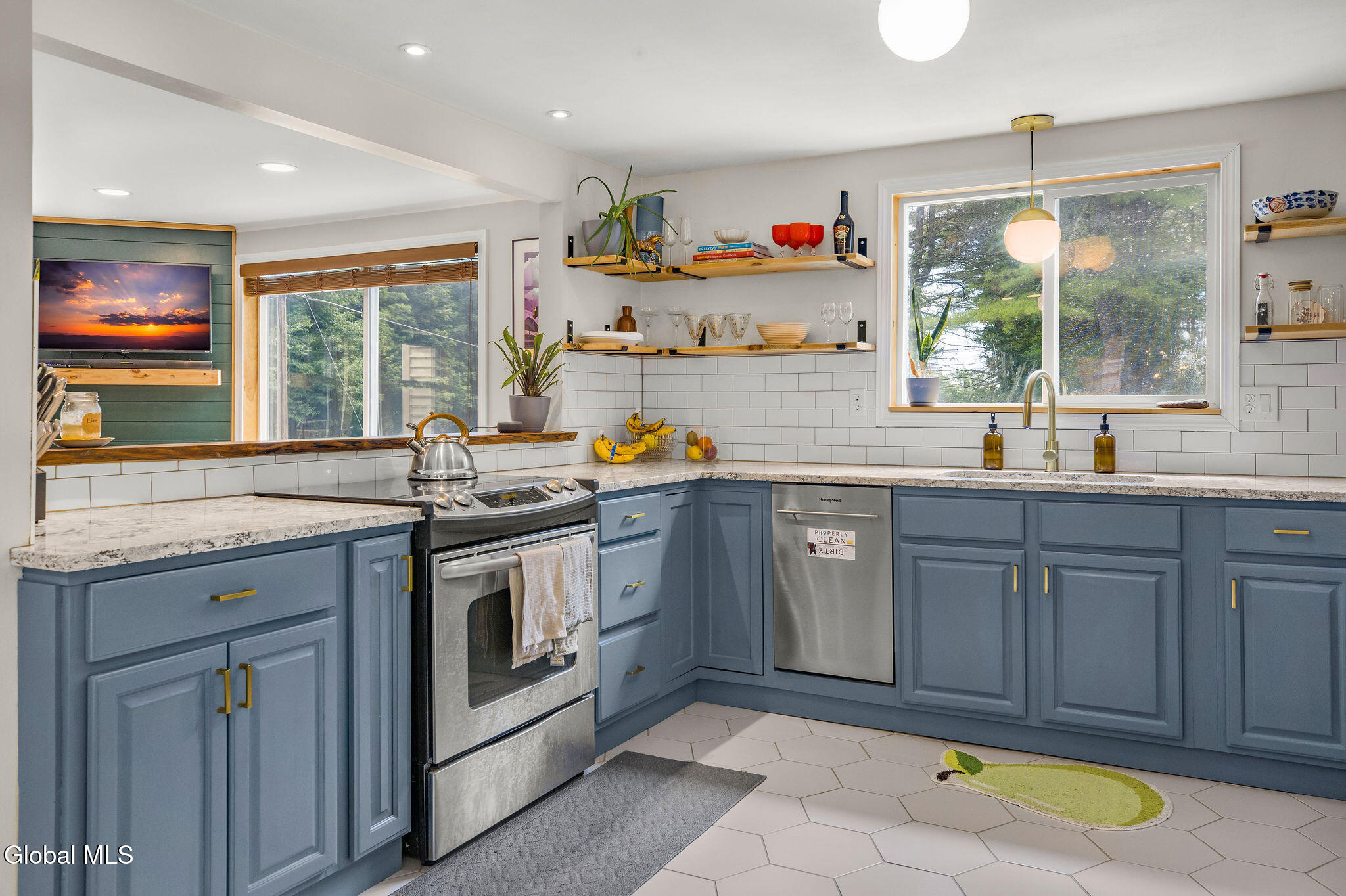 5867 Sacandaga Road Galway, NY 12074 - Photo 13 of 40 5867SacandagaINTERIOR-28