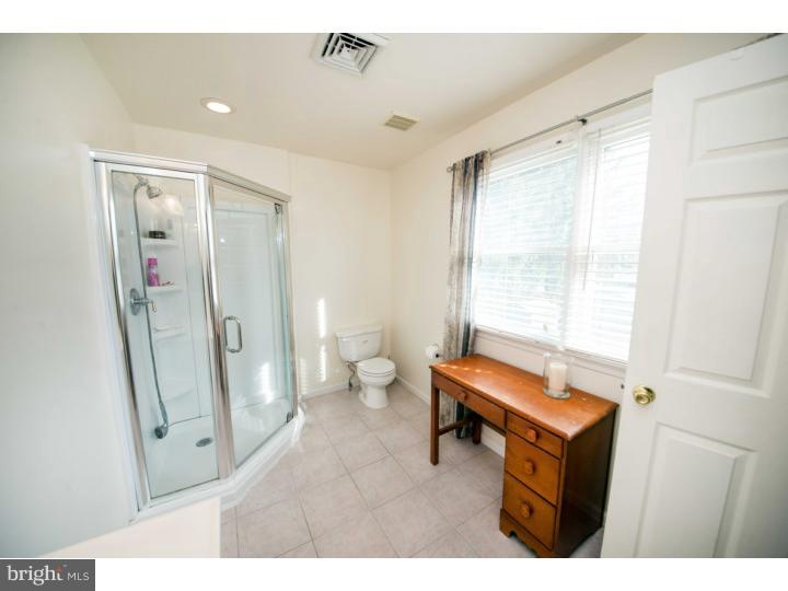 4519 Yates Road Bensalem, PA 19020 - Photo 23 of 25 Bathroom