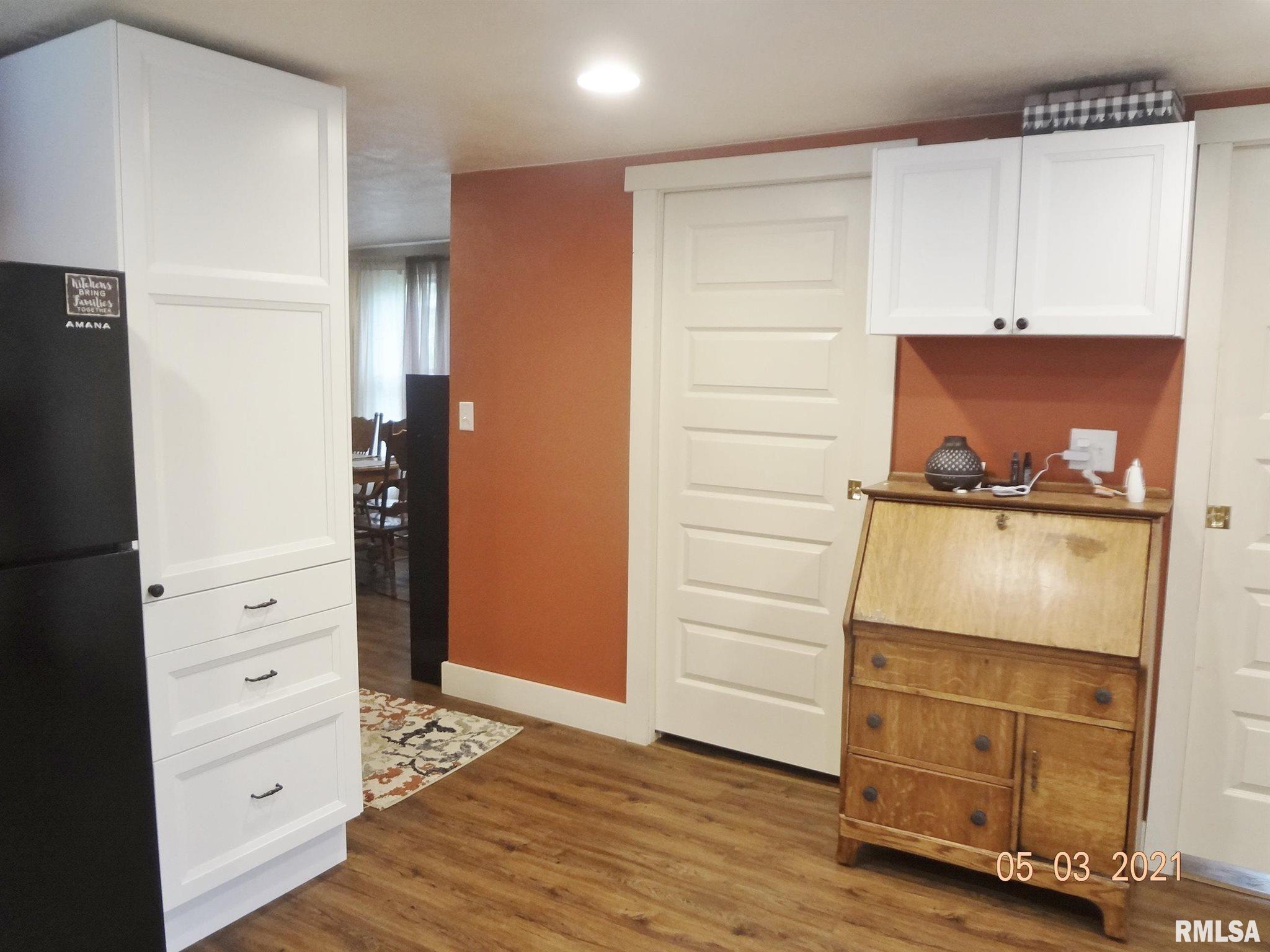 828 Decatur Street Lincoln, IL 62656 - Photo 5 of 38 Gallery Image 5