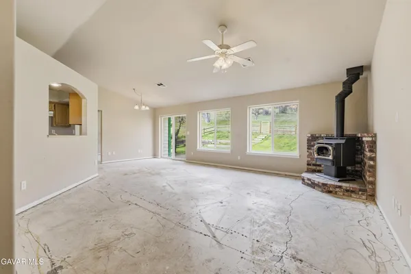 $319,900 | 21276 White Pine Drive, Unit 39, Tehachapi, CA 93561