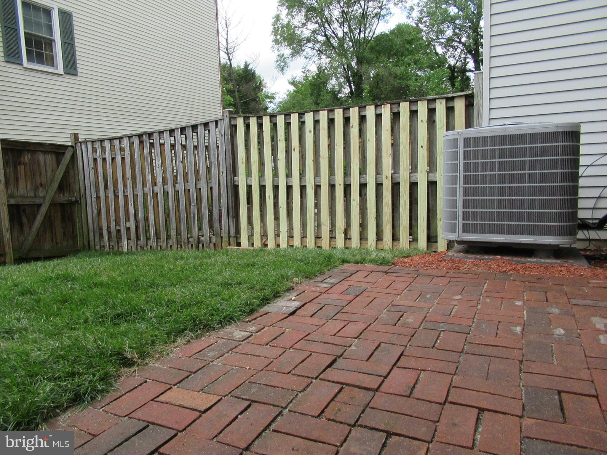 2310 Patternbond Drive Silver Spring, MD 20902 - Photo 27 of 29 a view of a backyard