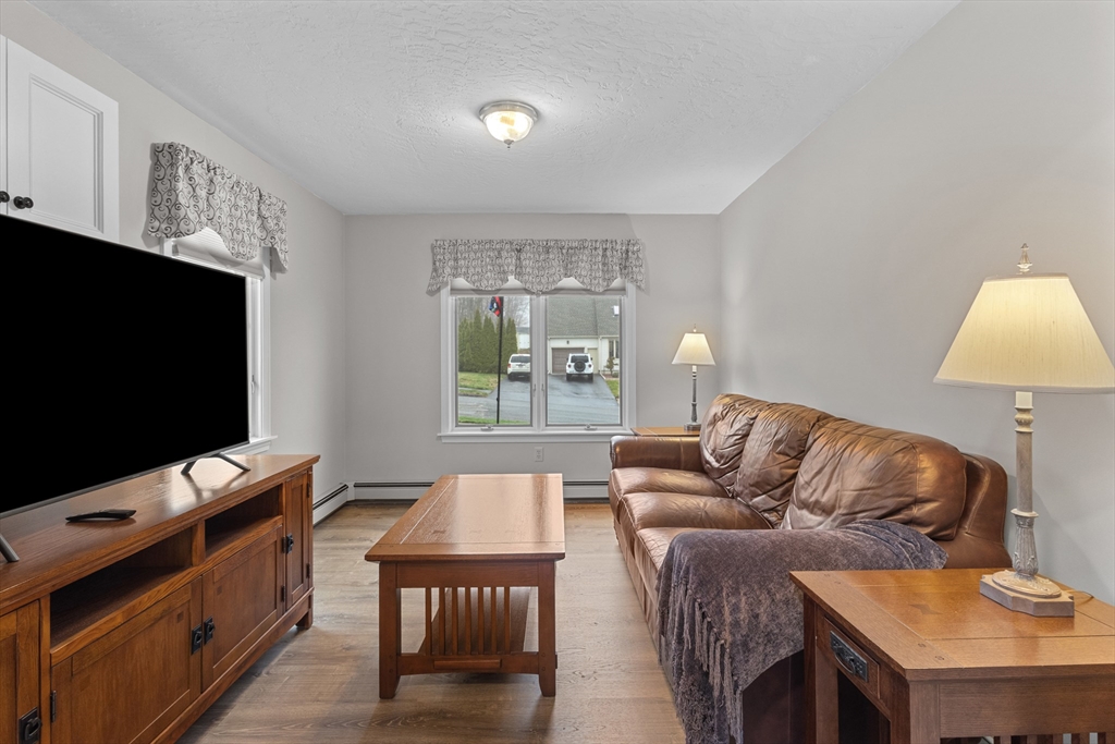 16 Flint Pond Road Worcester, MA 01604 - Photo 20 of 42