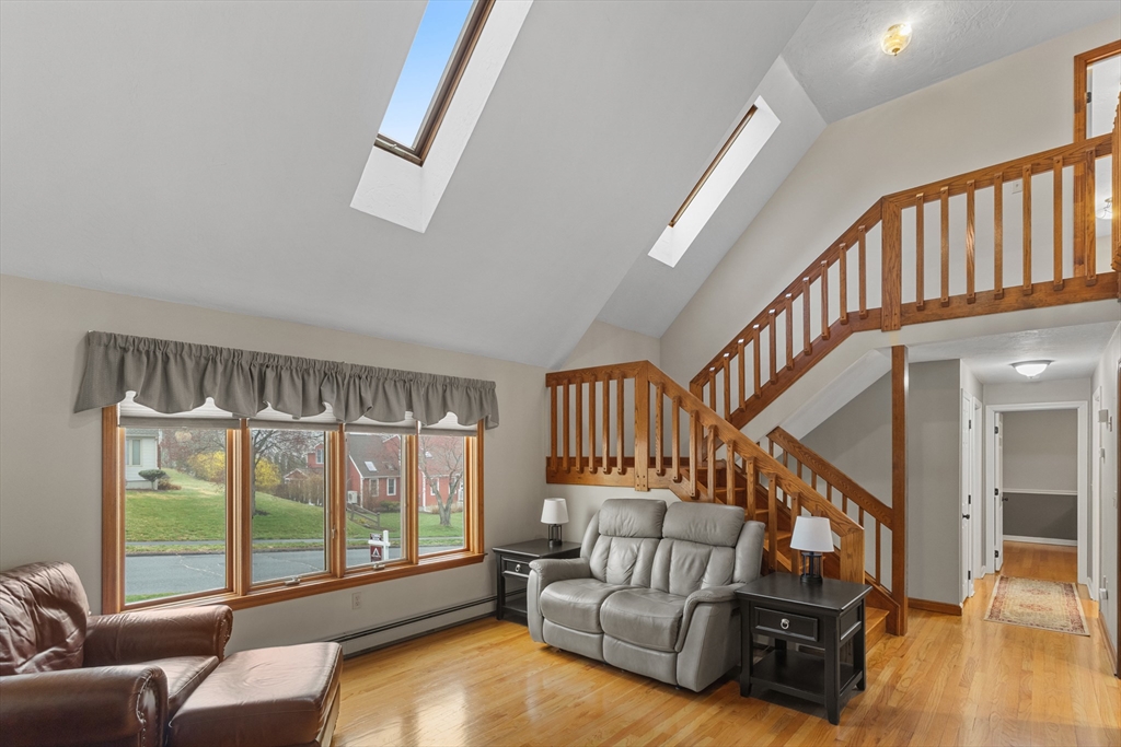 16 Flint Pond Road Worcester, MA 01604 - Photo 8 of 42