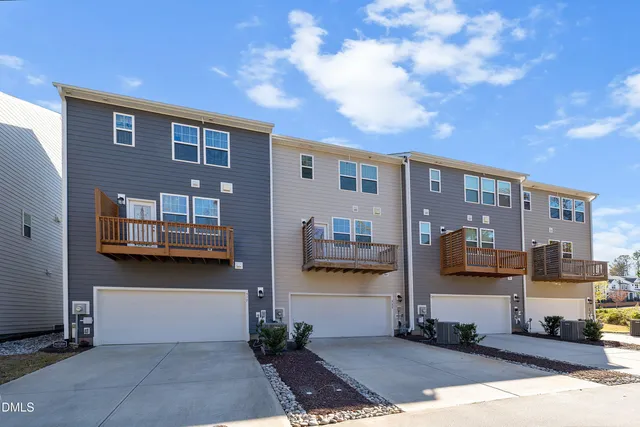 $350,000 | 515 Traditions Grande Boulevard, Wake Forest, NC 27587