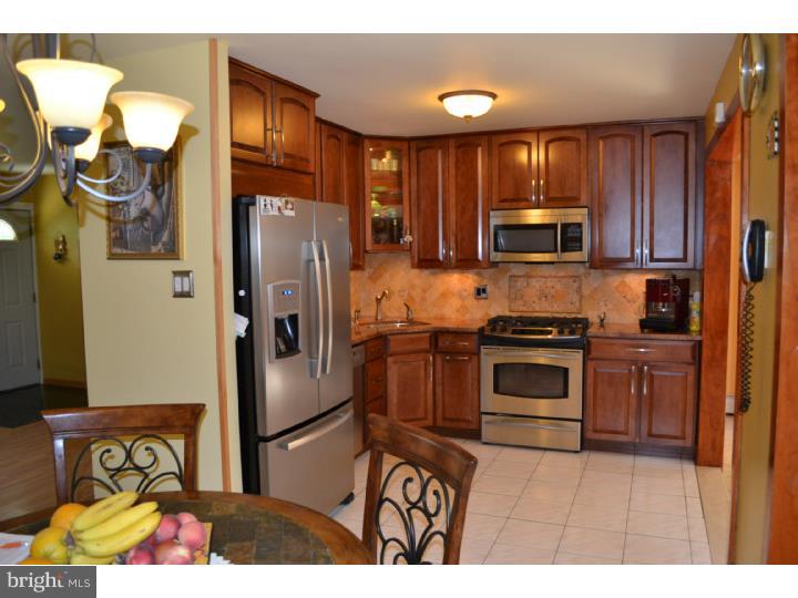 736 Susquehanna Road Abington, PA 19046 - Photo 8 of 19 Kitchen