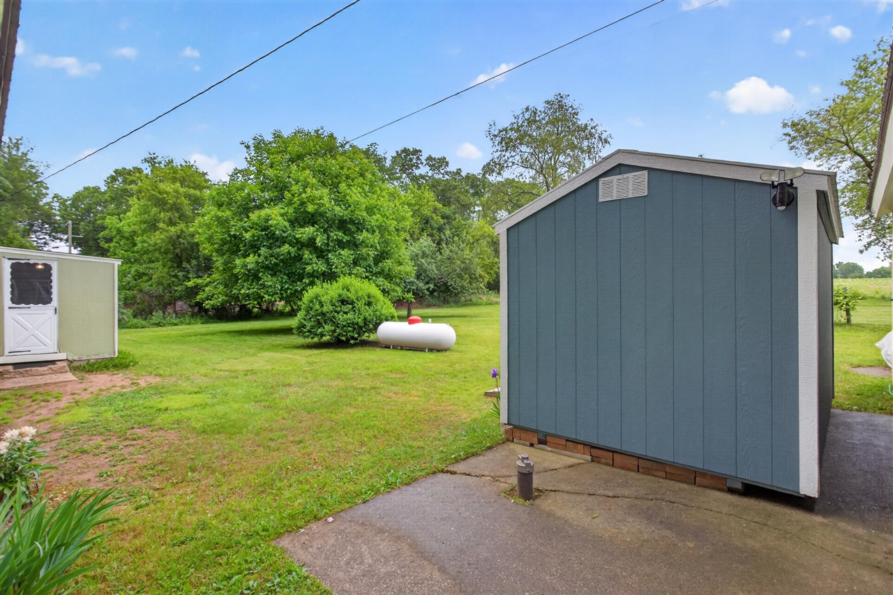 12081 Snow Road Hanover, MI 49241 - Photo 25 of 41