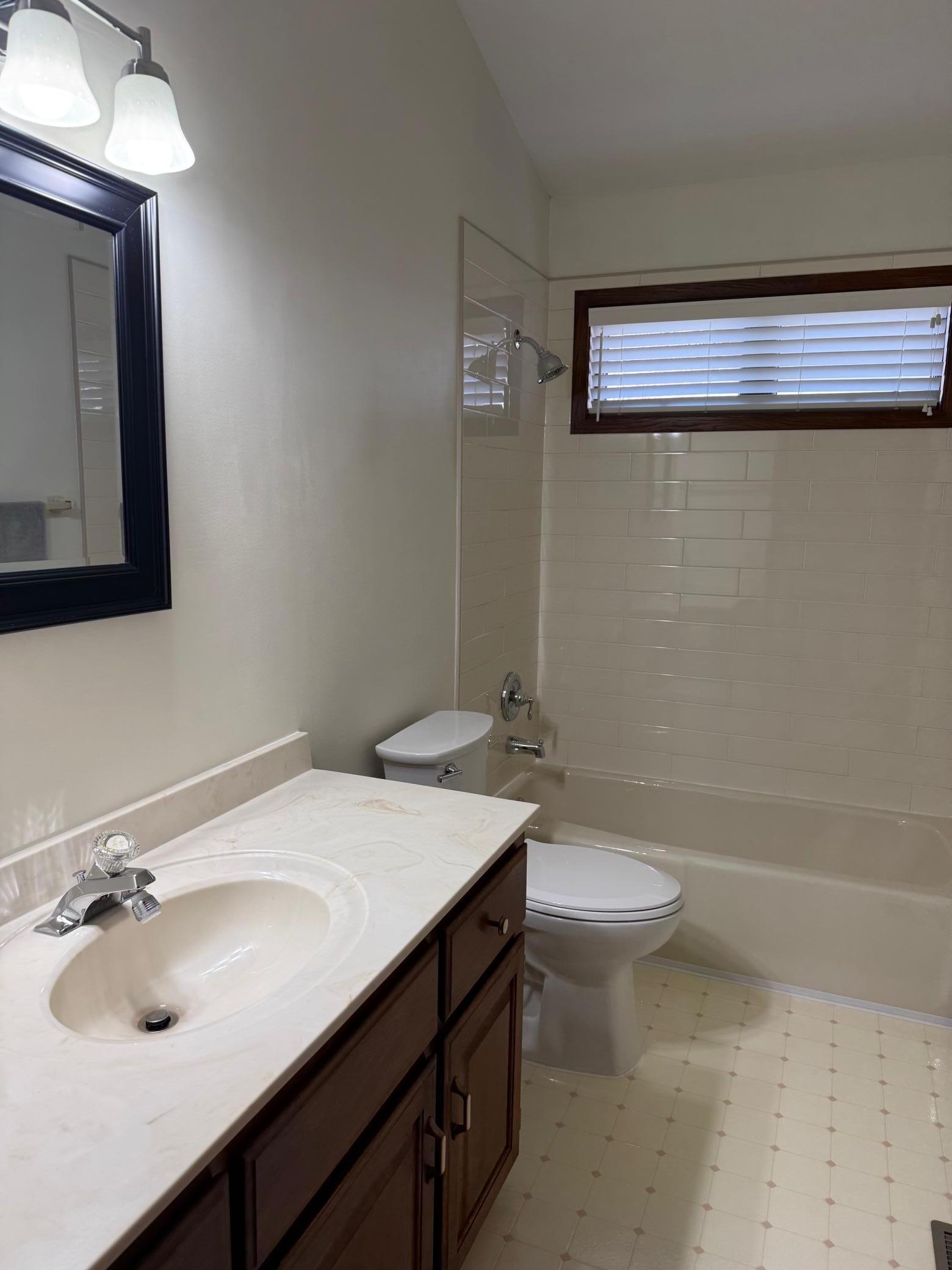 2235 Baihly Hills Drive Southwest Rochester, MN 55902 - Photo 18 of 36