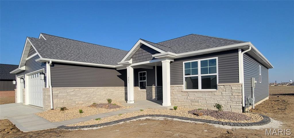 221 George Bush Boulevard Troy, IL 62294 - Photo 6 of 92