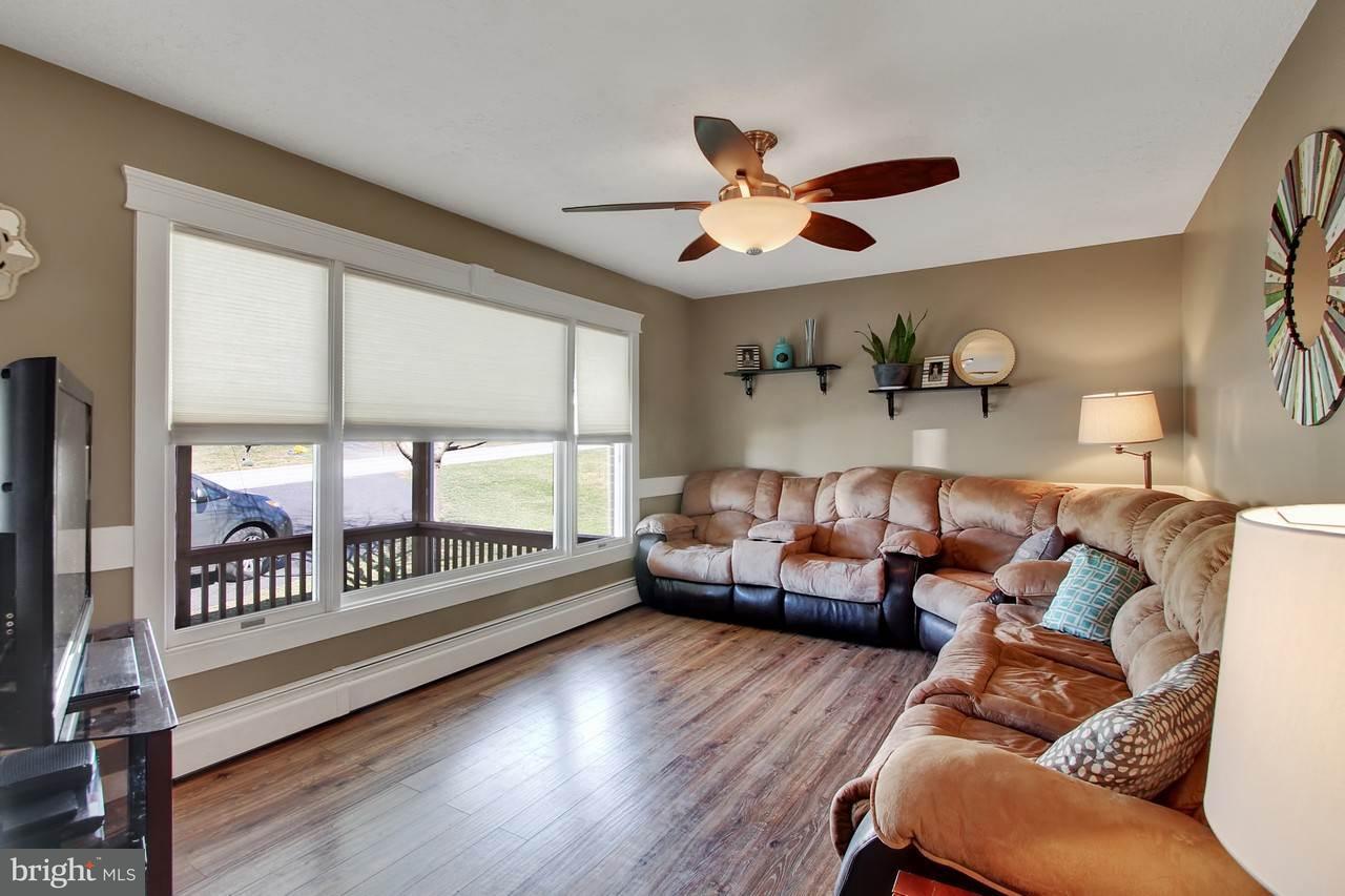 48 Poplar View Road Delta, PA 17314 - Photo 5 of 23 Gallery Image 5
