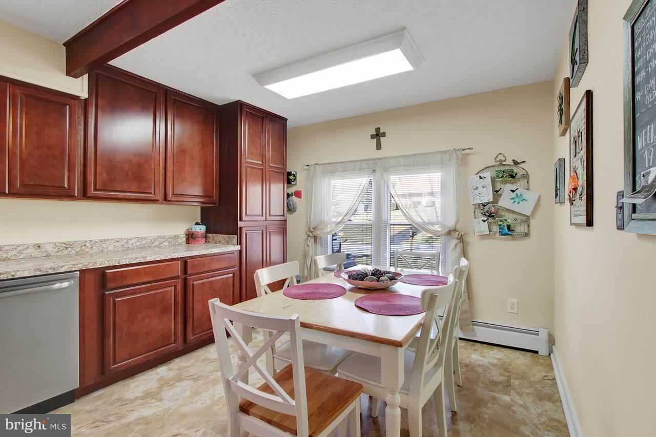 48 Poplar View Road Delta, PA 17314 - Photo 7 of 23 Gallery Image 7