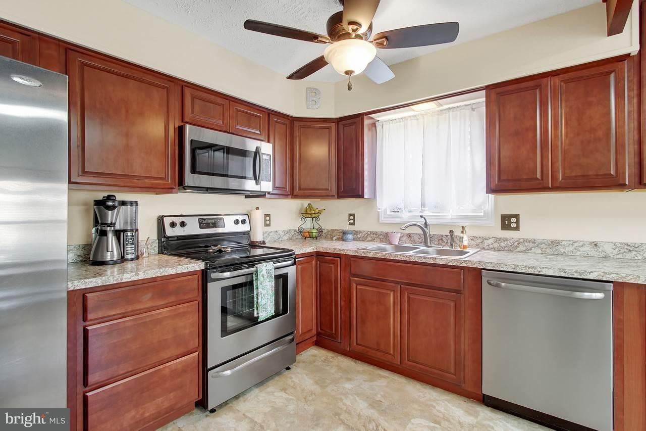 48 Poplar View Road Delta, PA 17314 - Photo 8 of 23 Gallery Image 8