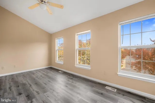 $529,900 | 22078 Manning Square, Sterling, VA 20166