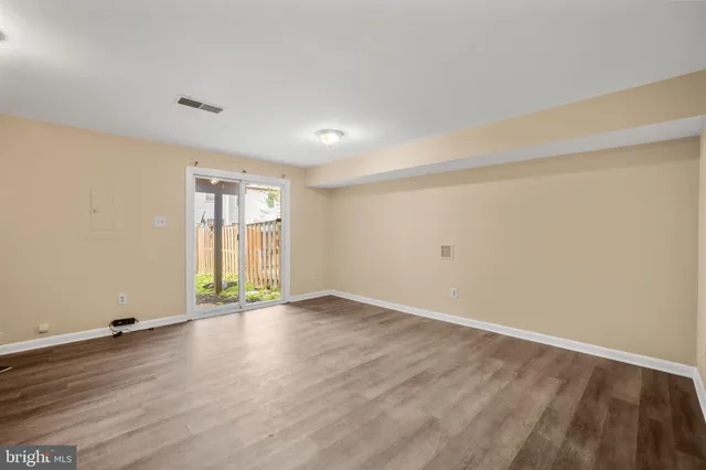 $529,900 | 22078 Manning Square, Sterling, VA 20166