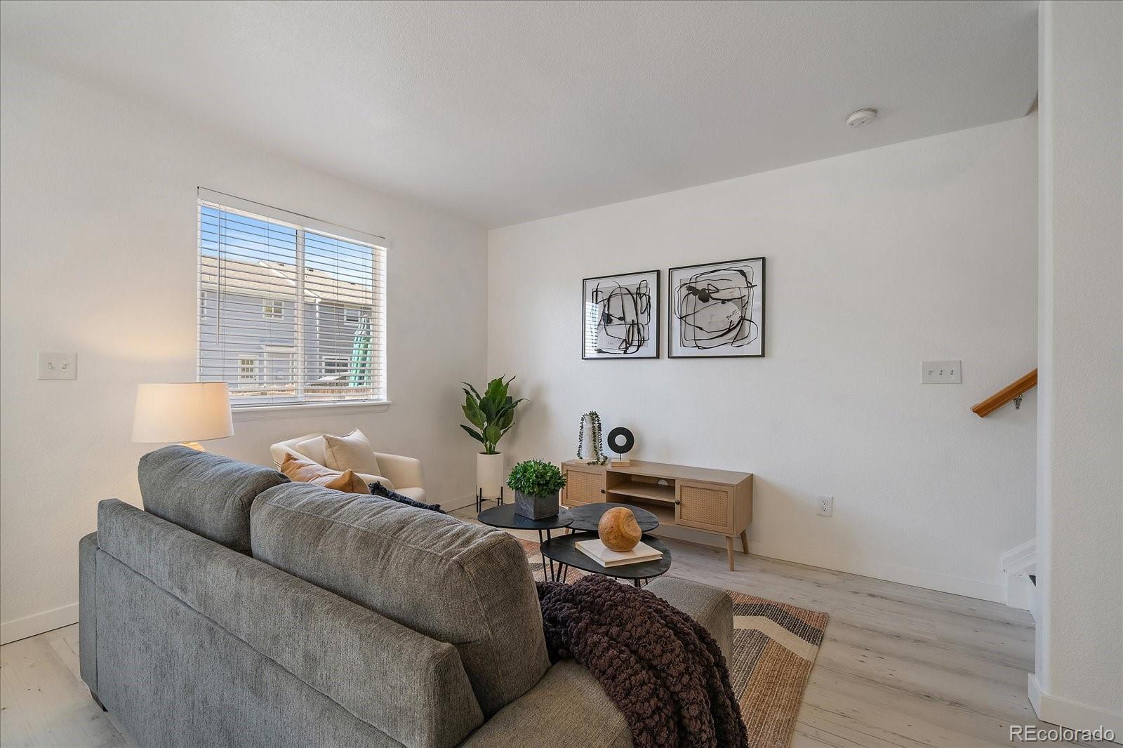 4437 Cornish Way Denver, CO 80239 - Photo 8 of 18