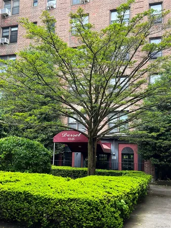 $319,000 | 83-25 98th Street, Unit 5P | Forest Park