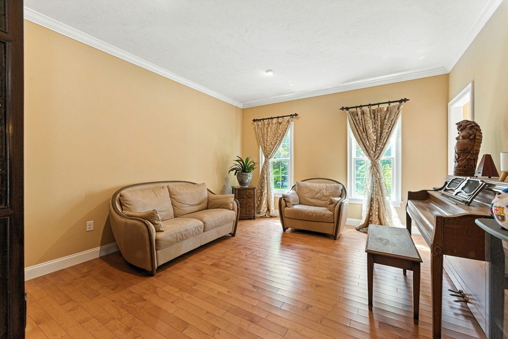 1155 Burroughs Road Boxborough, MA 01719 - Photo 17 of 42