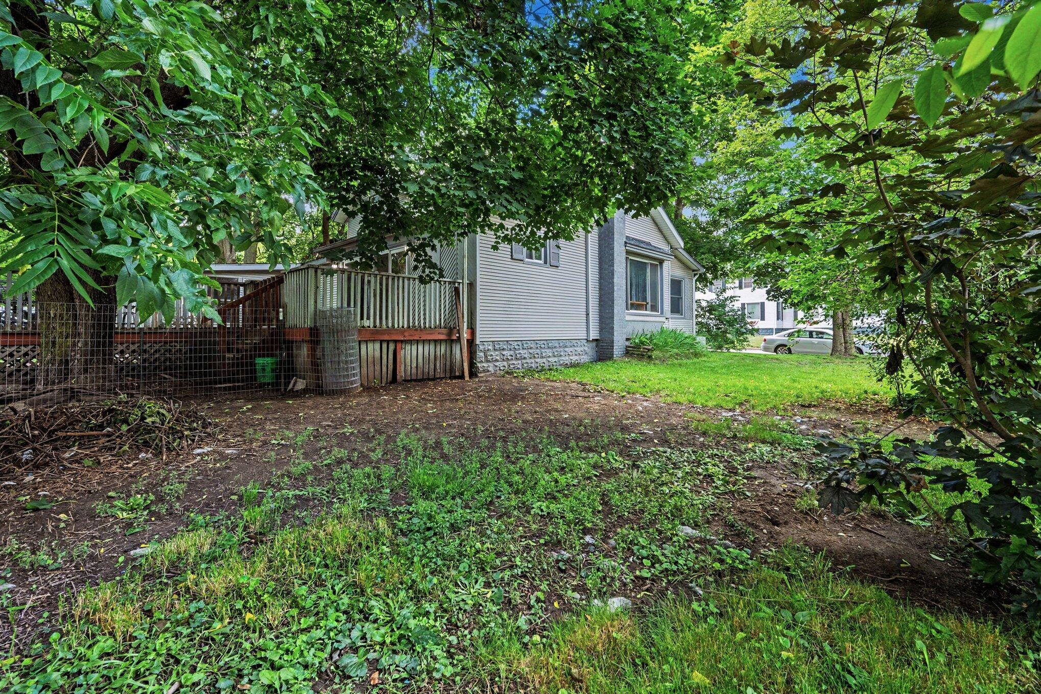 402 West Broadway Street Three Rivers, MI 49093 - Photo 24 of 27 024_file_4265