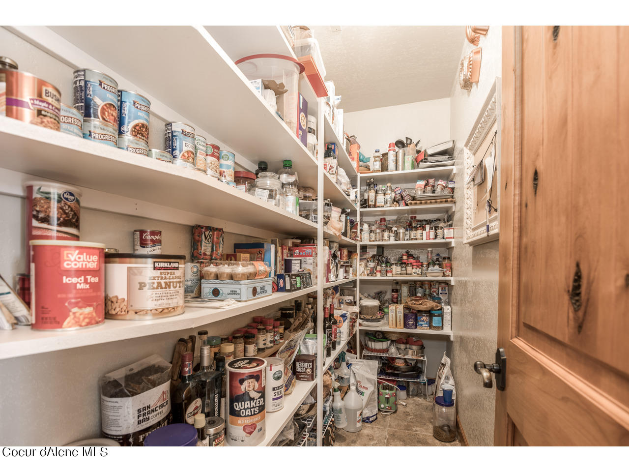 762 Geenen Road Cocolalla, ID 83813 - Photo 14 of 42 19-Pantry