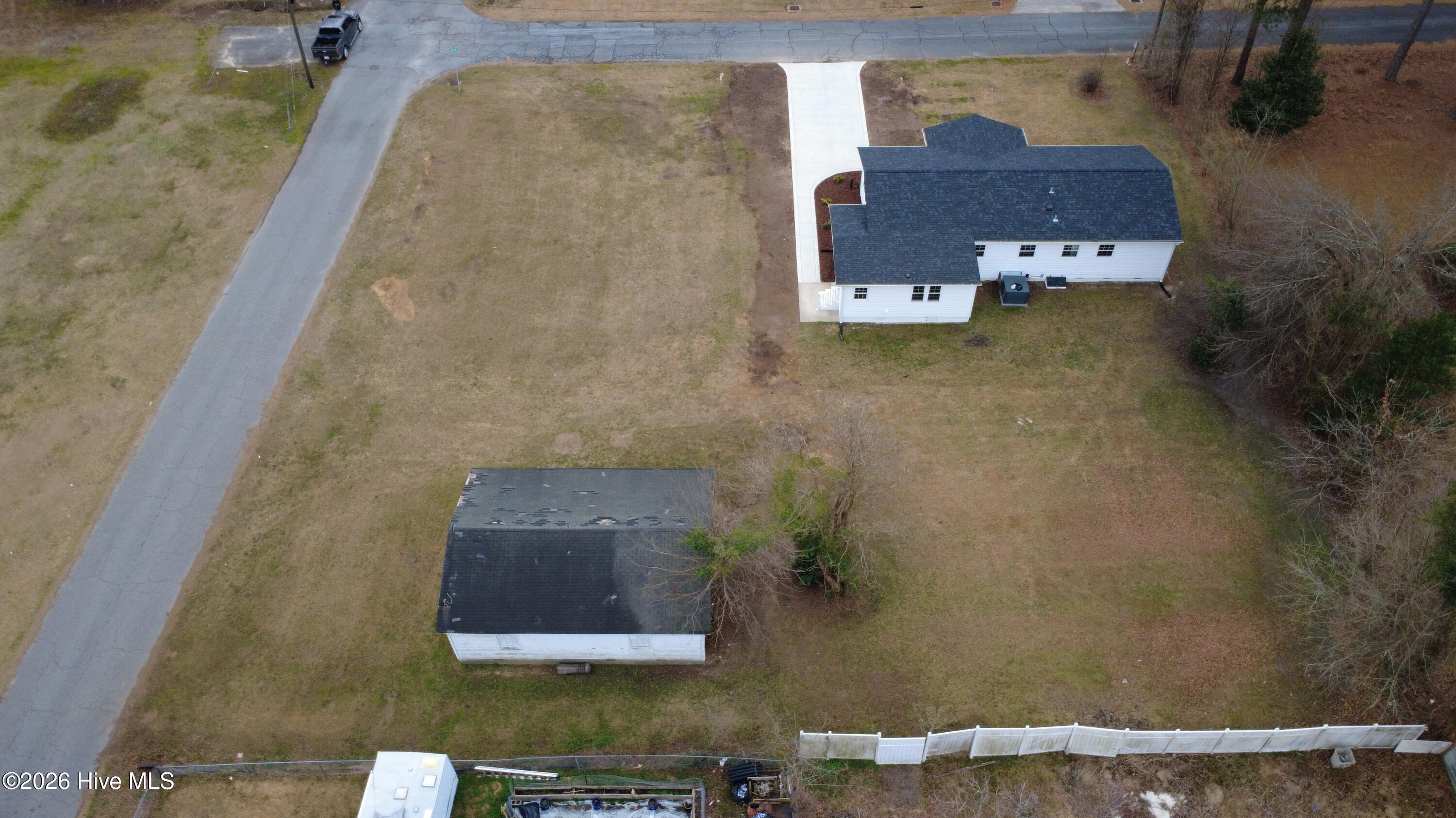 903 East Balsey Street Clinton, NC 28328 - Photo 27 of 30 drone back