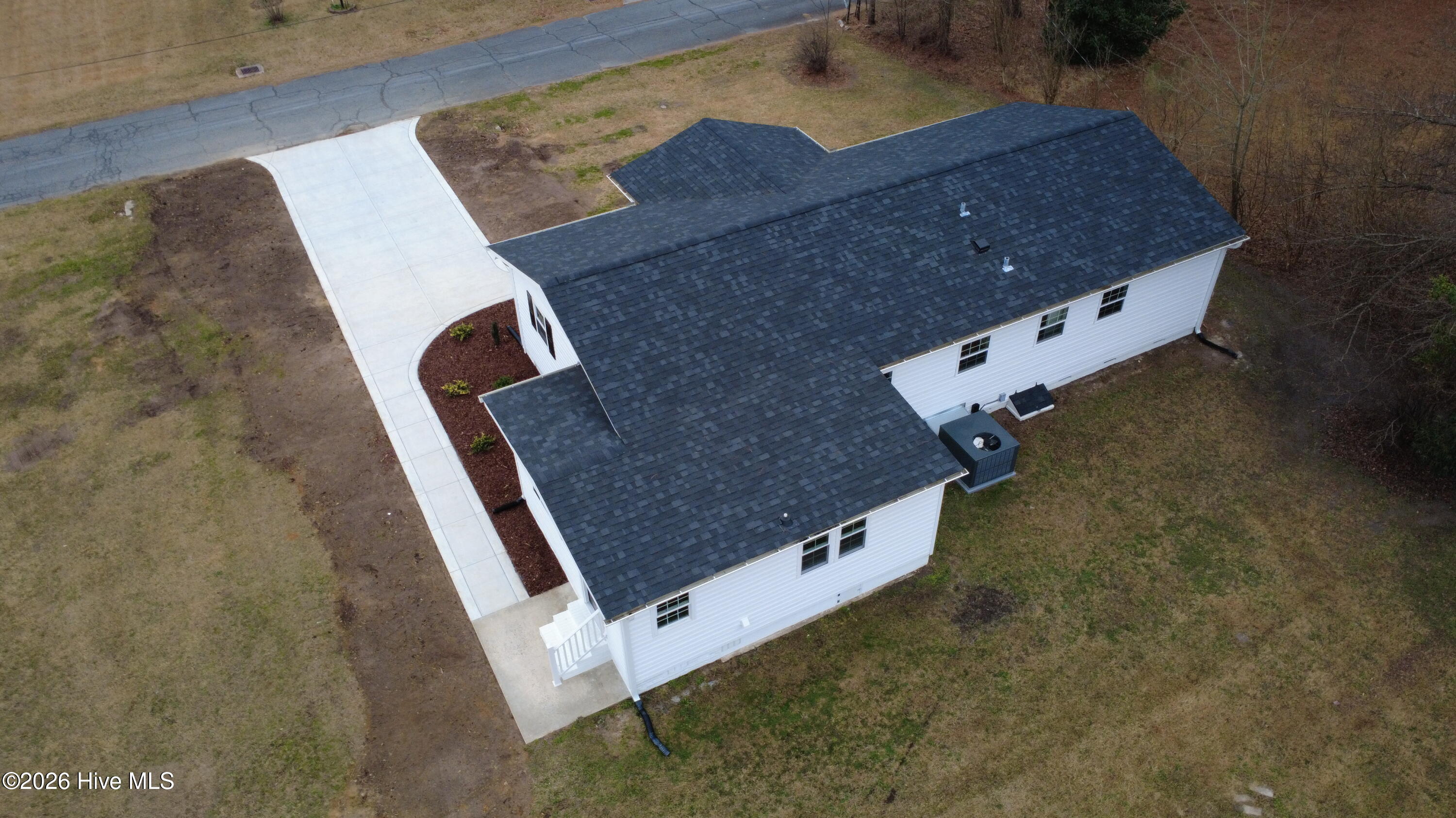 903 East Balsey Street Clinton, NC 28328 - Photo 29 of 31 drone rear corner