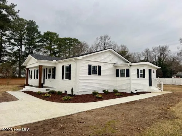 $275,000 | 903 East Balsey Street, Clinton, NC 28328