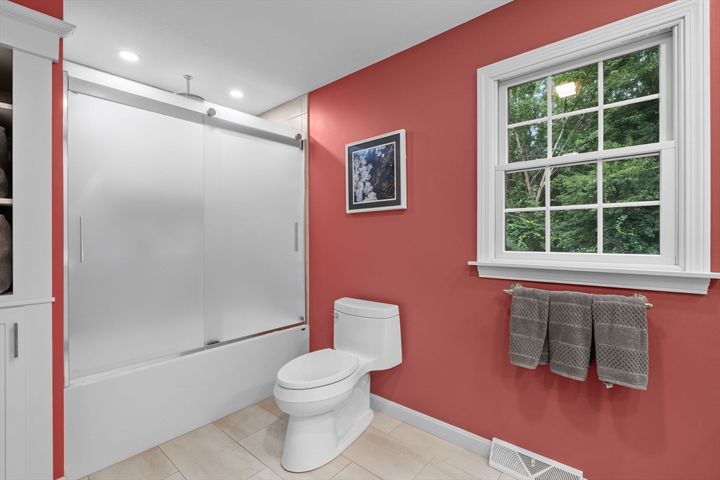 13 Bayberry Road Raynham, MA 02767 - Photo 29 of 42 Gallery Image 29