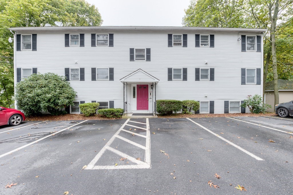 3 Stockholm Street, Unit 2B Worcester, MA 01607 - Photo 1 of 29 Gallery Image 1