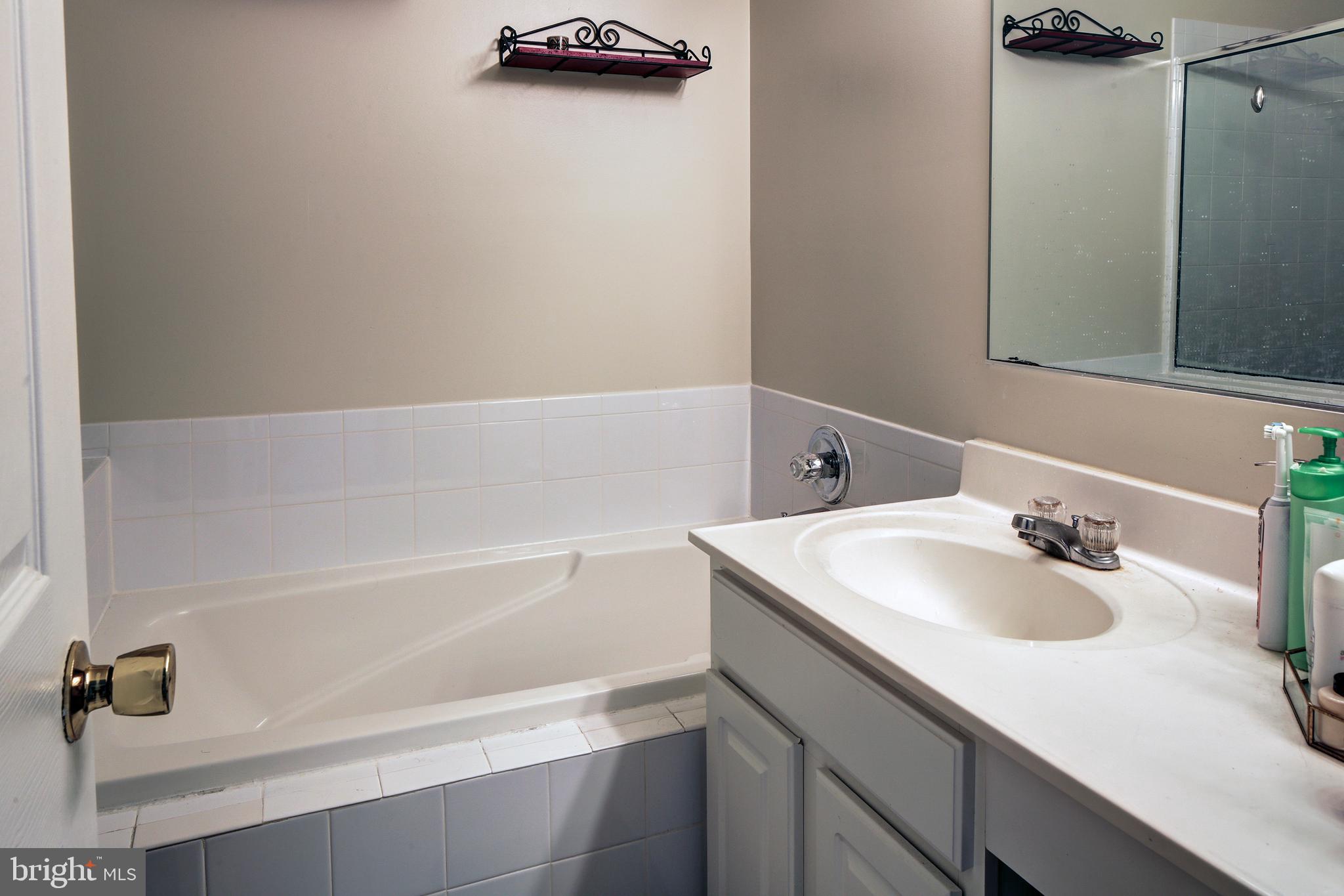 6351 Wind Rider Way Columbia, MD 21045 - Photo 21 of 27 Master Bath with Soaking Tub & Separate Shower